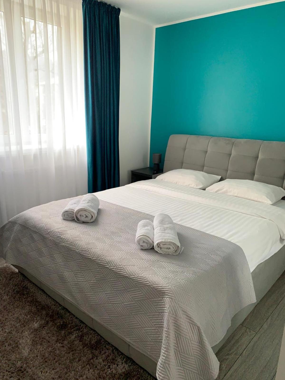 Rose Apartment Пьятра-Нямц Экстерьер фото