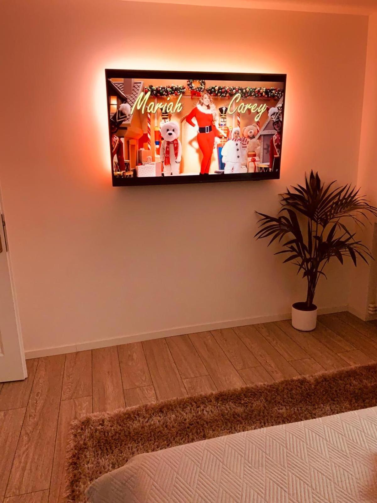 Rose Apartment Пьятра-Нямц Экстерьер фото